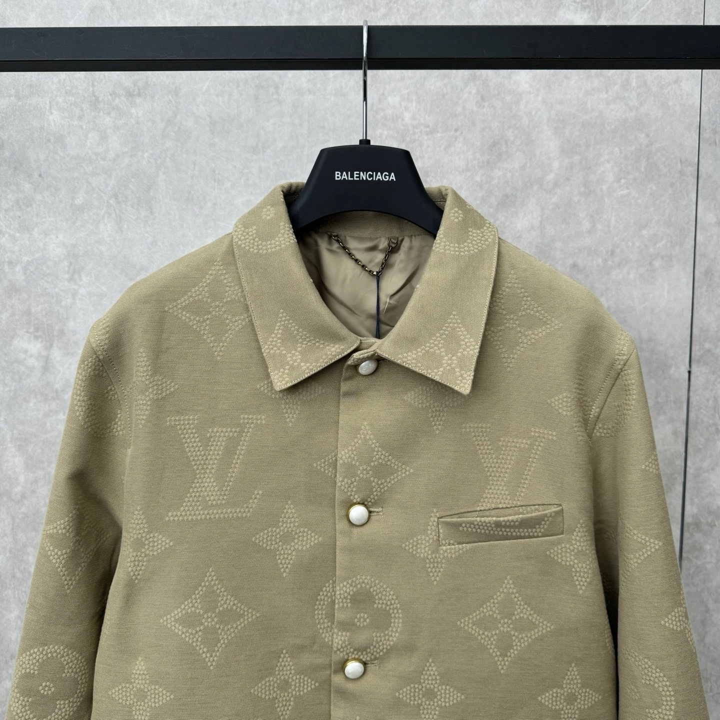 wg.luxury-- 8V Safari Monogram embroidery item: E-F431I2818